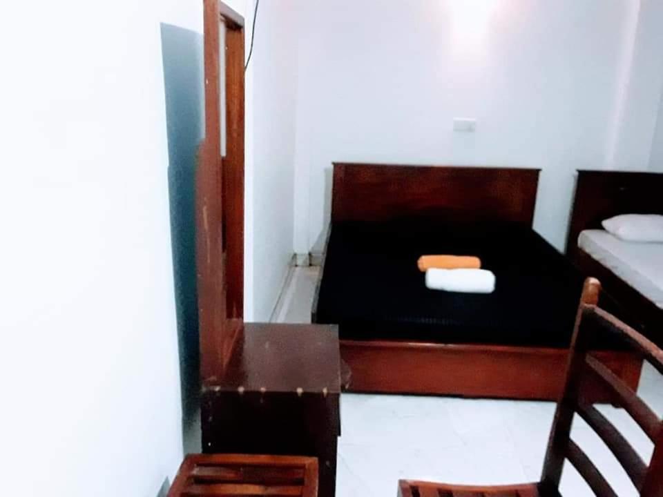 Black And White Kandy Guest House 02 Deiyannewela Chambre photo